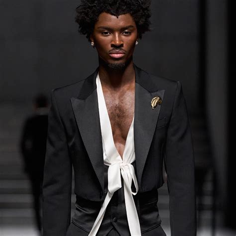 fall winter 2019 men dolce gabbana|Dolce&Gabbana Men's Fall Winter 24/25 Milan Fashion Show : .